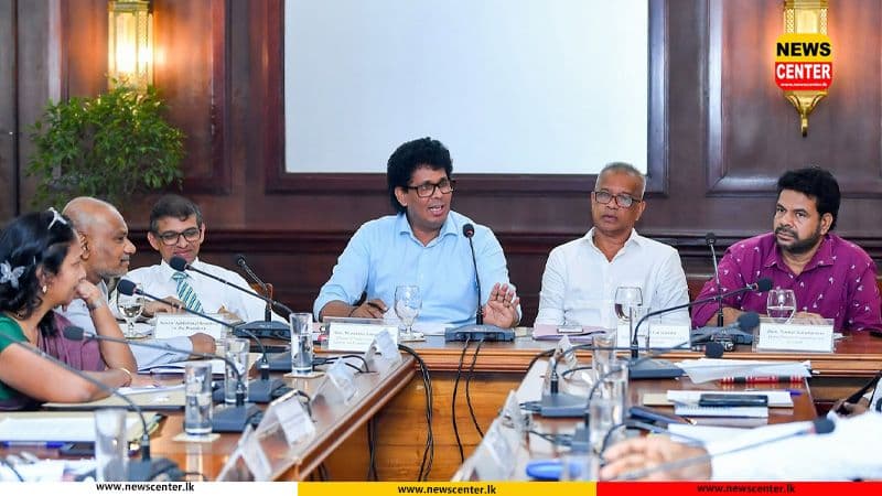 Food Policy and Security Committee Meets